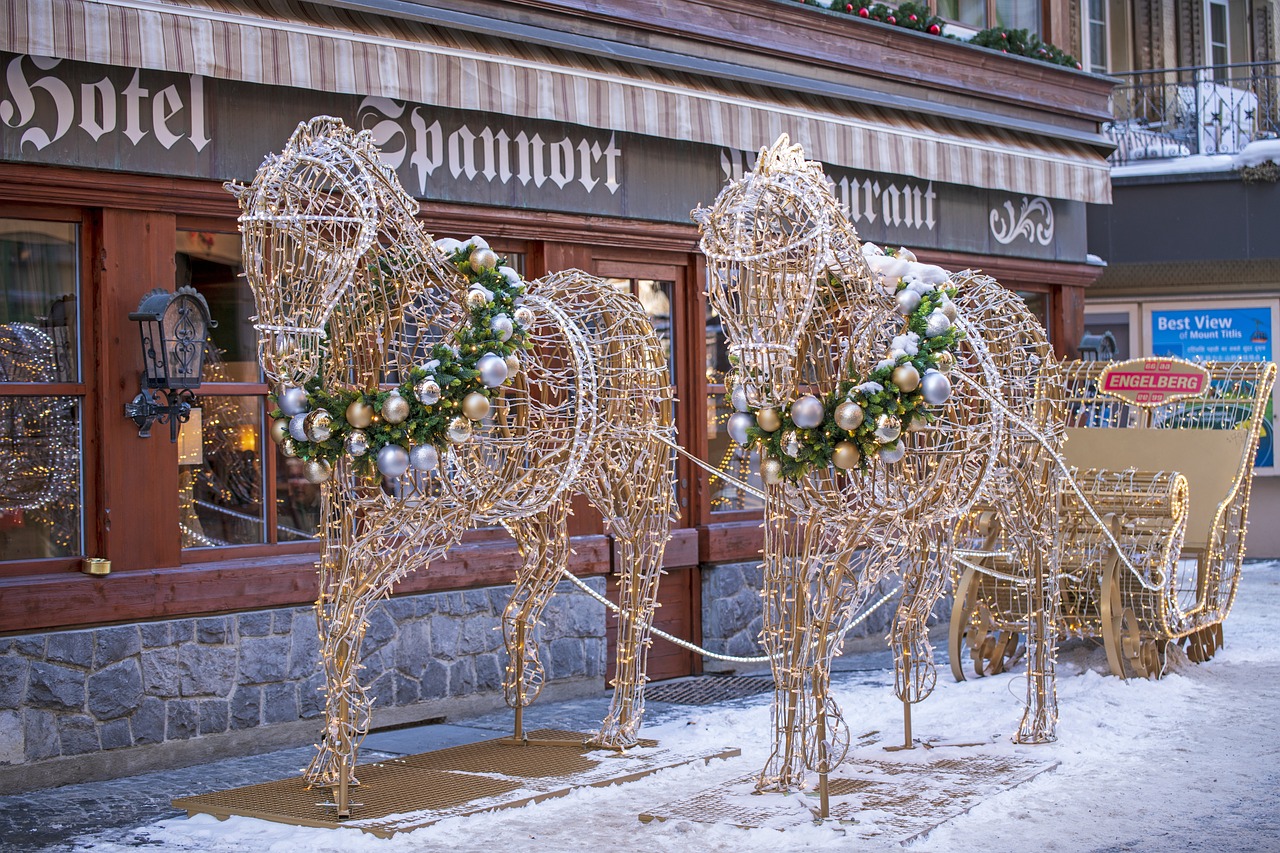 horses, sculpture, winter